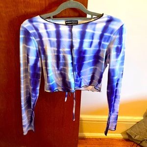 Nice bright color Long sleeve crop top (comes with biker shorts )